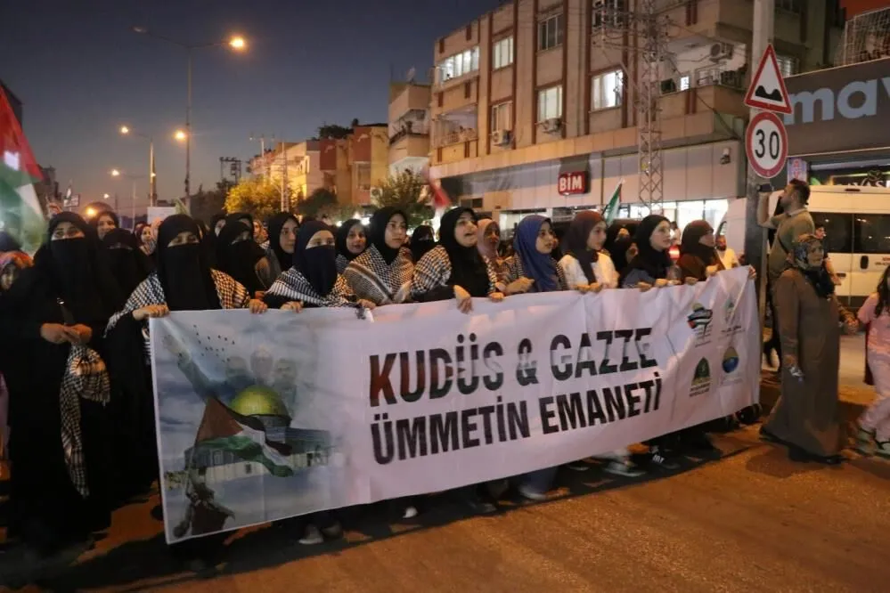 Gaziantepte Binler Gazze Icin Sokaklara Cikti 1