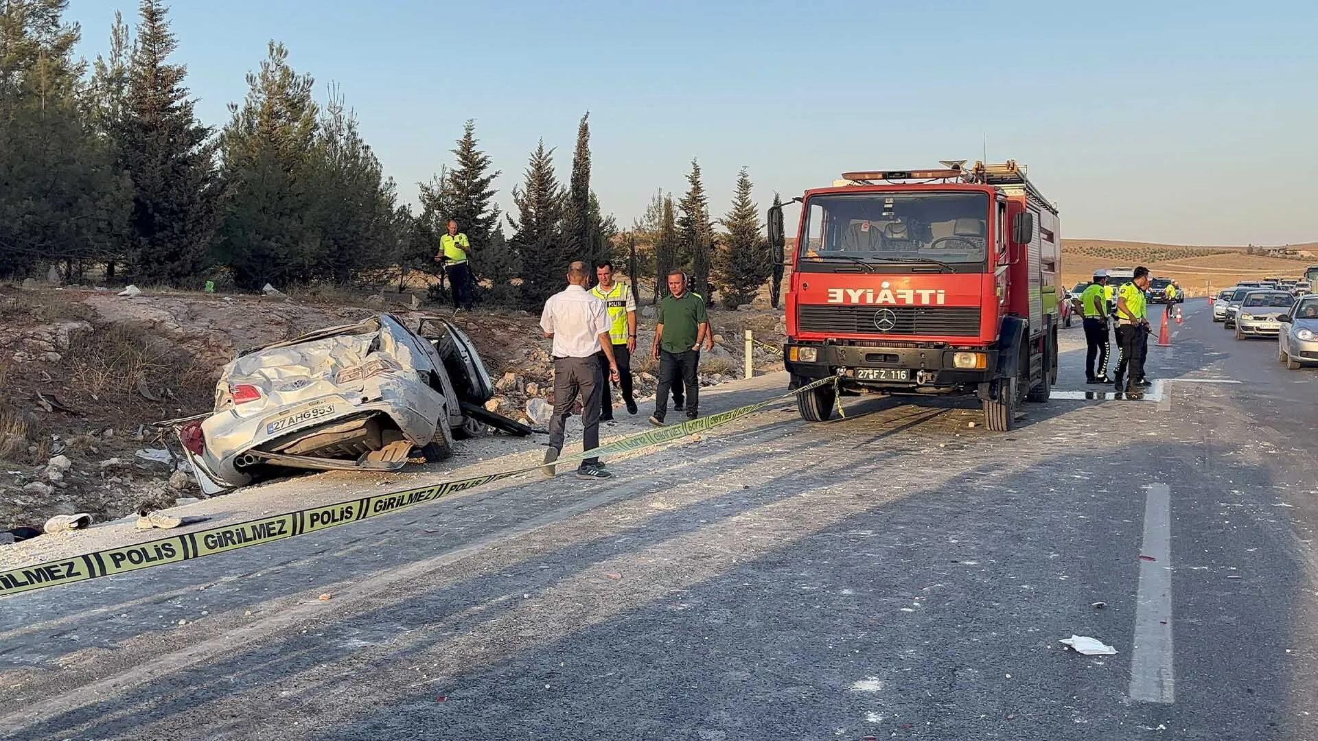 Iki Otomobilin Carpistigi Kazada 3 Kisi Oldu 3 Kisi Yaralandi 5