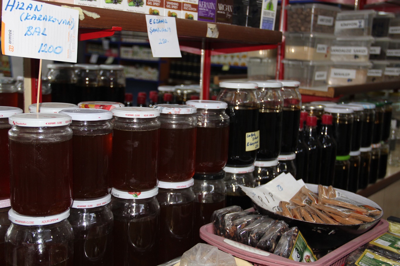 1411256C A79D 4811 A818 Ad3C8E4C2365