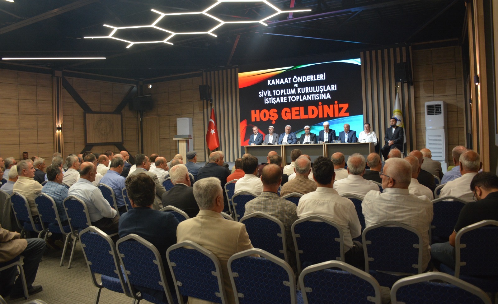 66570082 5407 4Bcf A709 F608576B403B