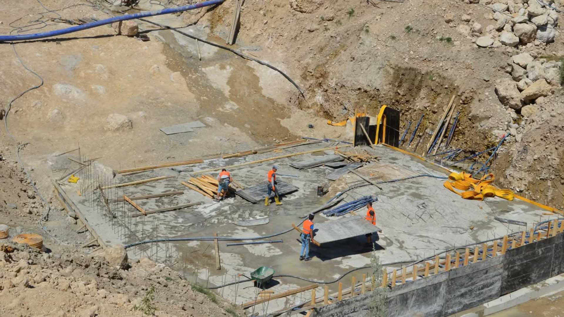 Adilcevaz’da Baraj Göletinin Ilk Betonu Döküldü 3