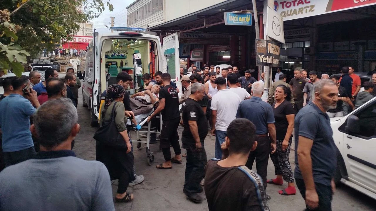 Adiyamanda Iki Grup Arasinda Silahli Kavga 3 Yarali