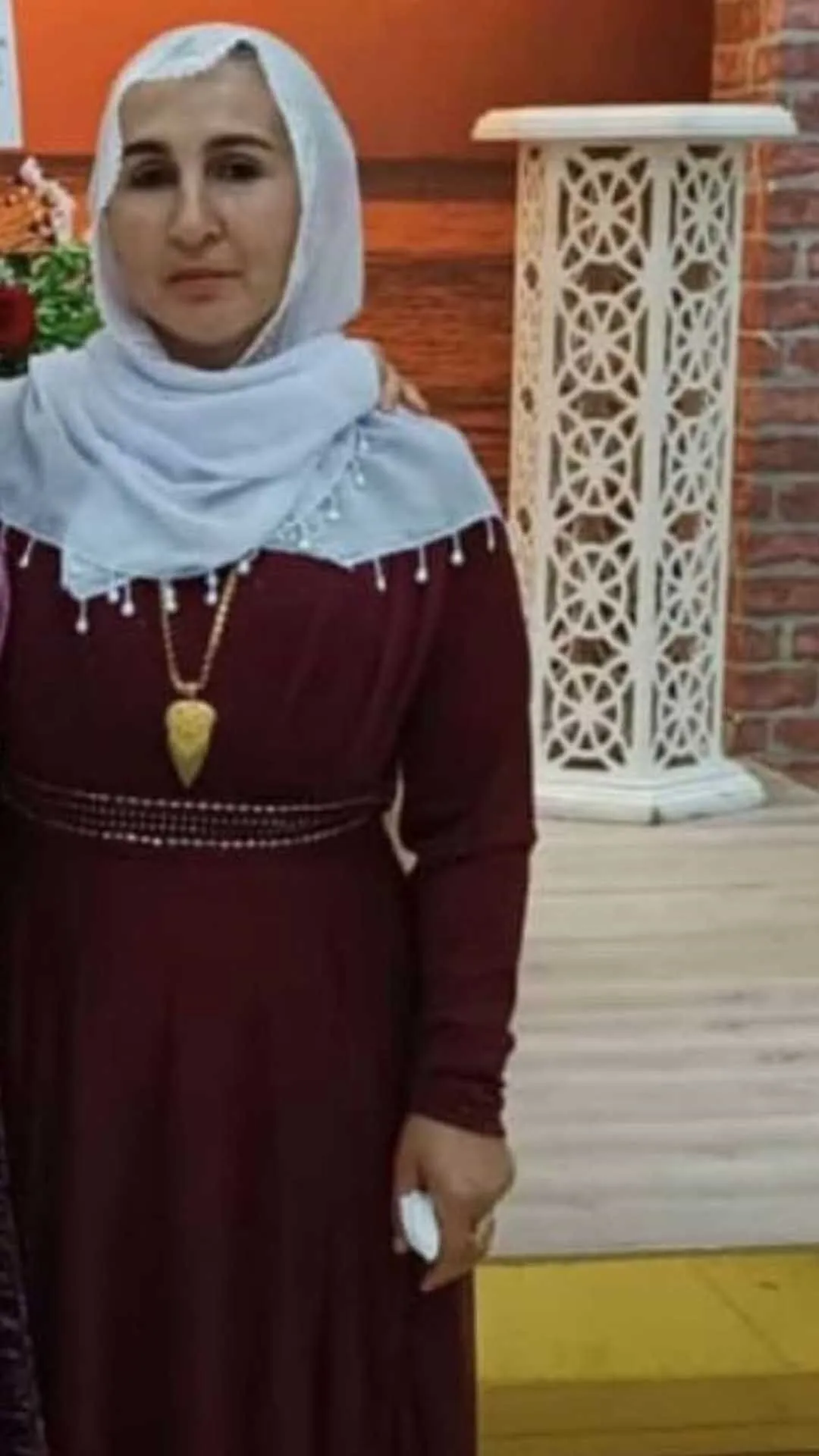 Batmanda Katledilen Anne Baba Ve Cocuklari Topraga Verildi Kapak 2