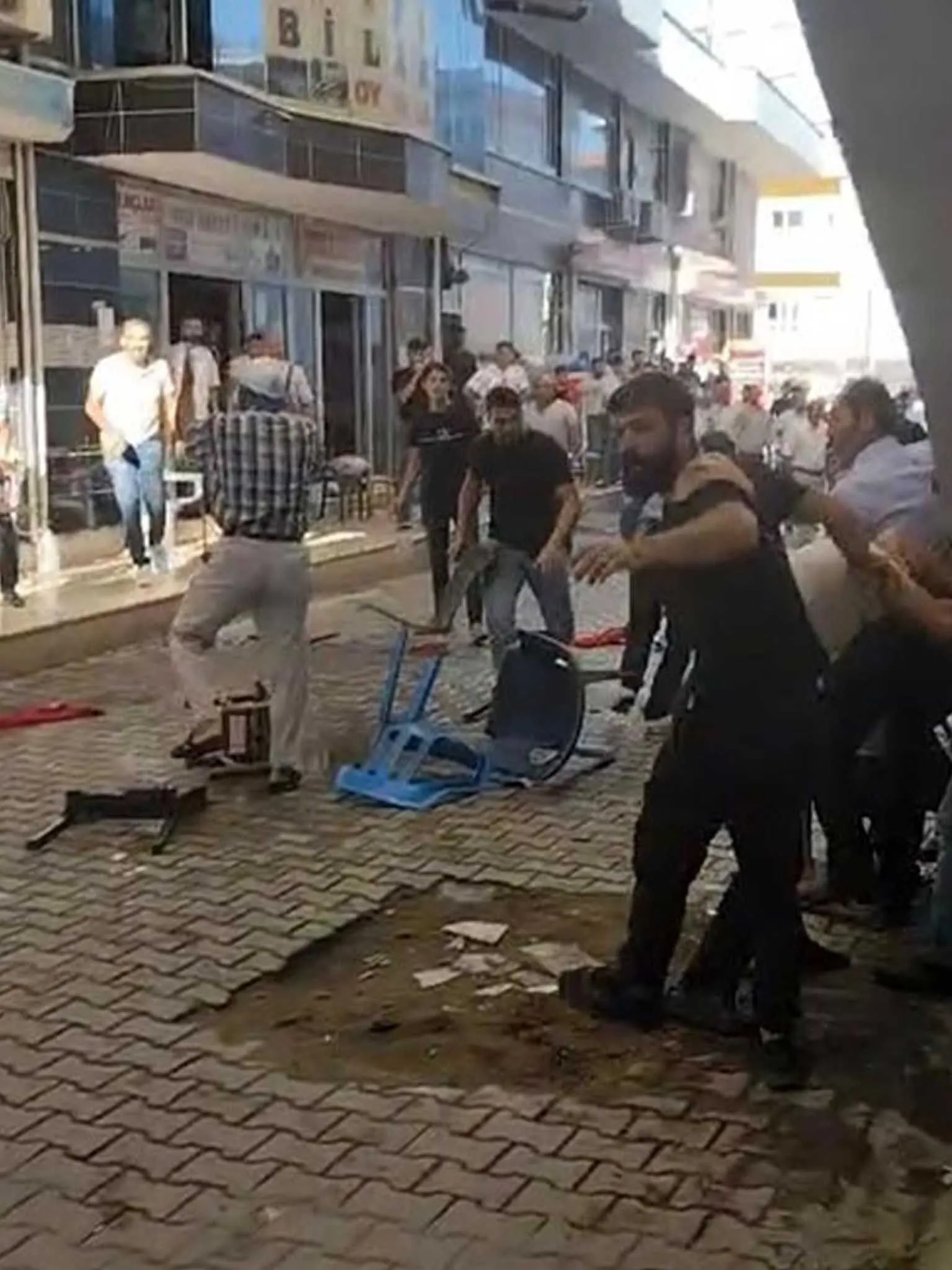 Batmanda Tasli Sopali Kavga Kamerada 6 Yarali 2