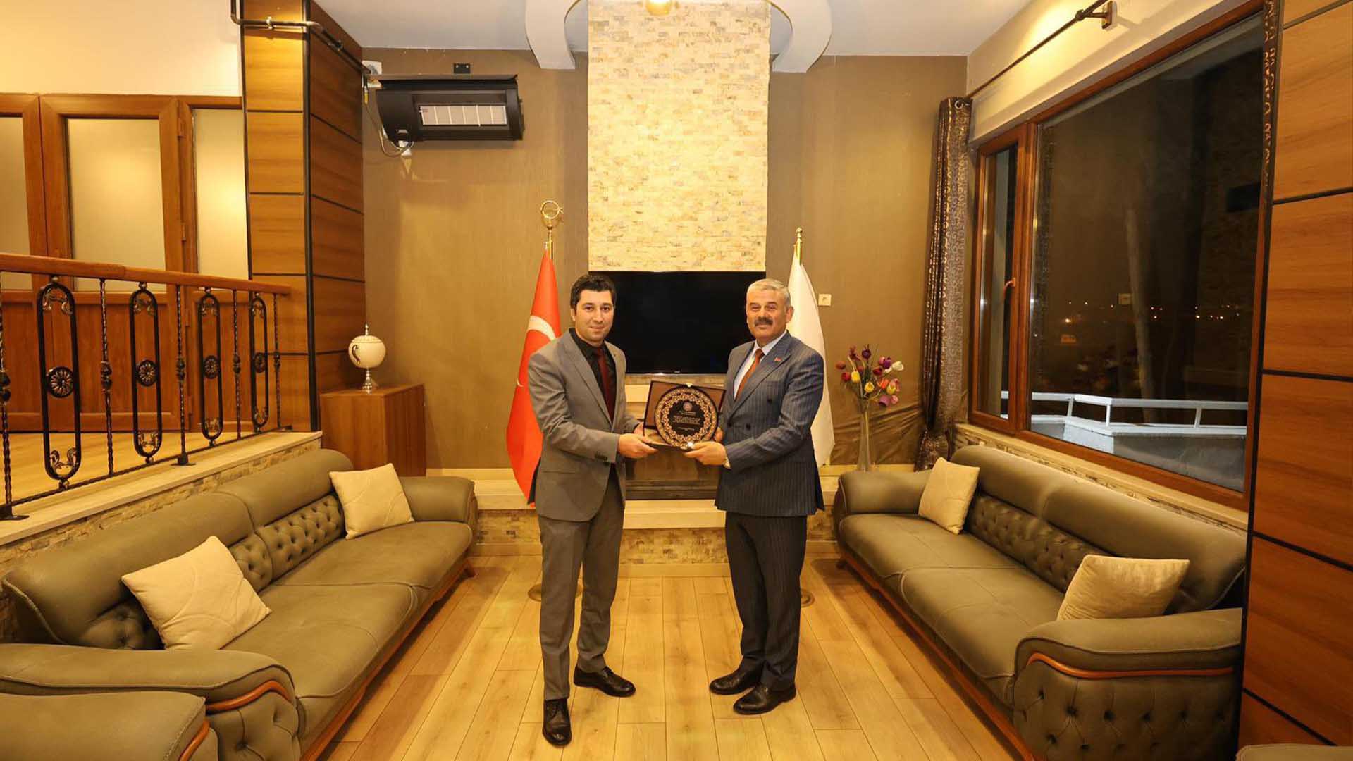 Bitlis Emniyet Müdürü Şekeroğlu’na Veda Yemeği 2