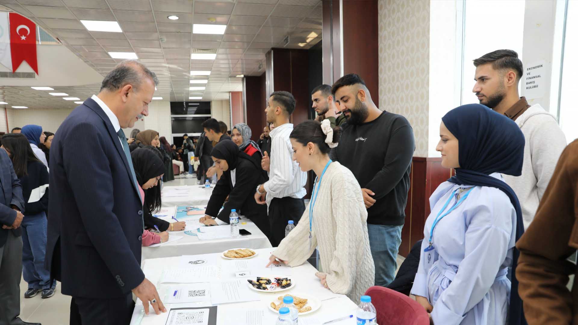 Bitlis Eren Üniversitesi'nde Oryantasyon Programı Yeni Öğrencilere Kapılarını Açtı