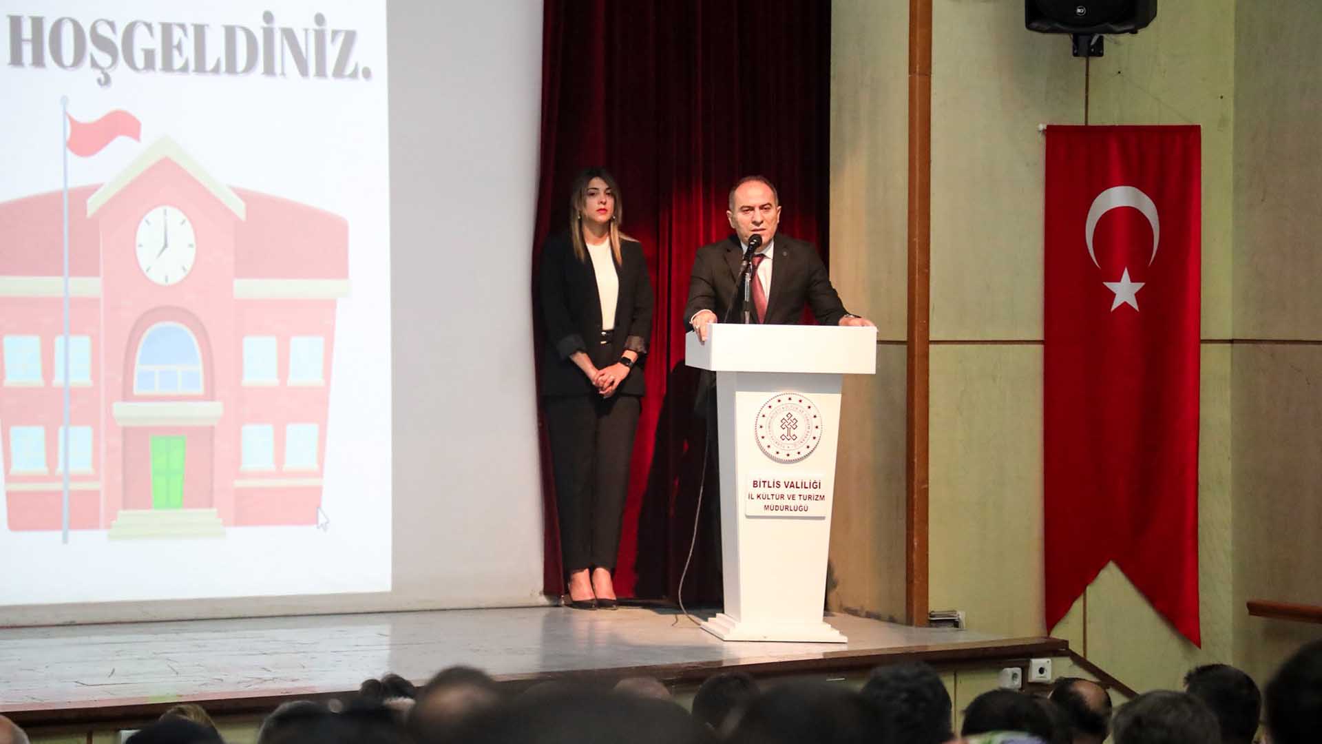 Bitlis’te İlköğretim Haftası Coşkuyla Kutlandı 1