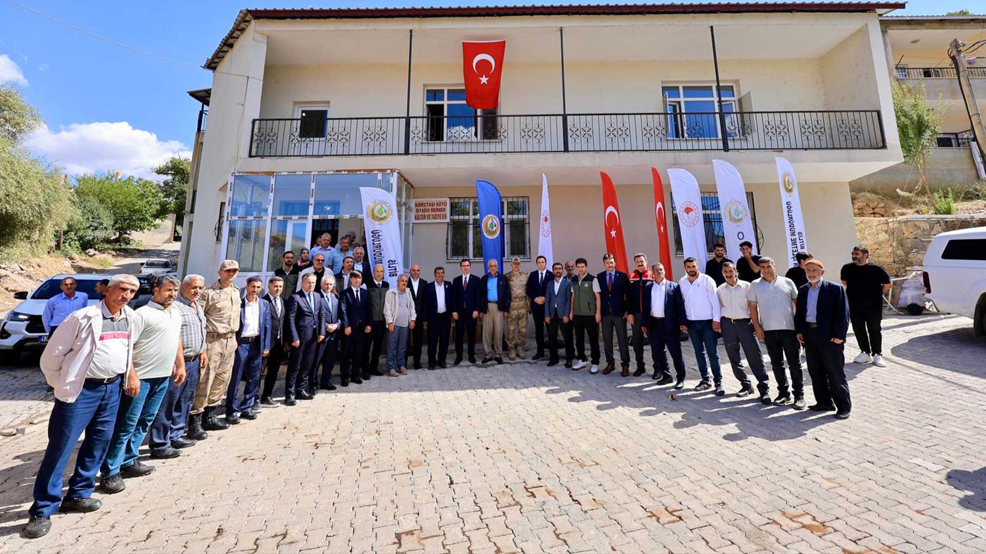 Bitlis’te Orköy Desteğiyle 14 Aileye Süt Sağım Makinesi Dağıtıldı 5