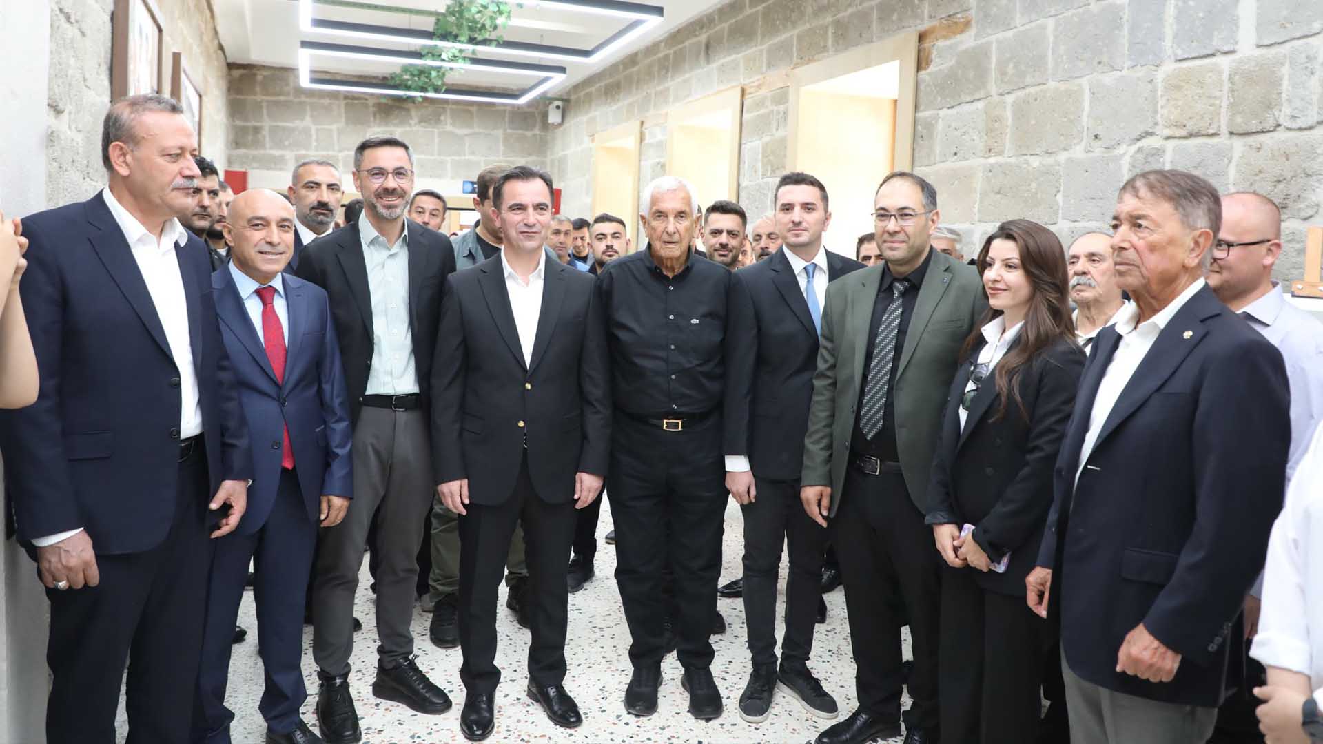 Bitlis’te Tarihi Kazımpaşa İlkokulu Restorasyonun Ardından Açıldı 3