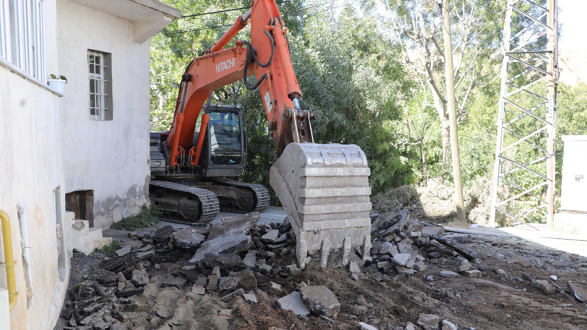 Bitlis’te Yol Seferberliği Başladı 1