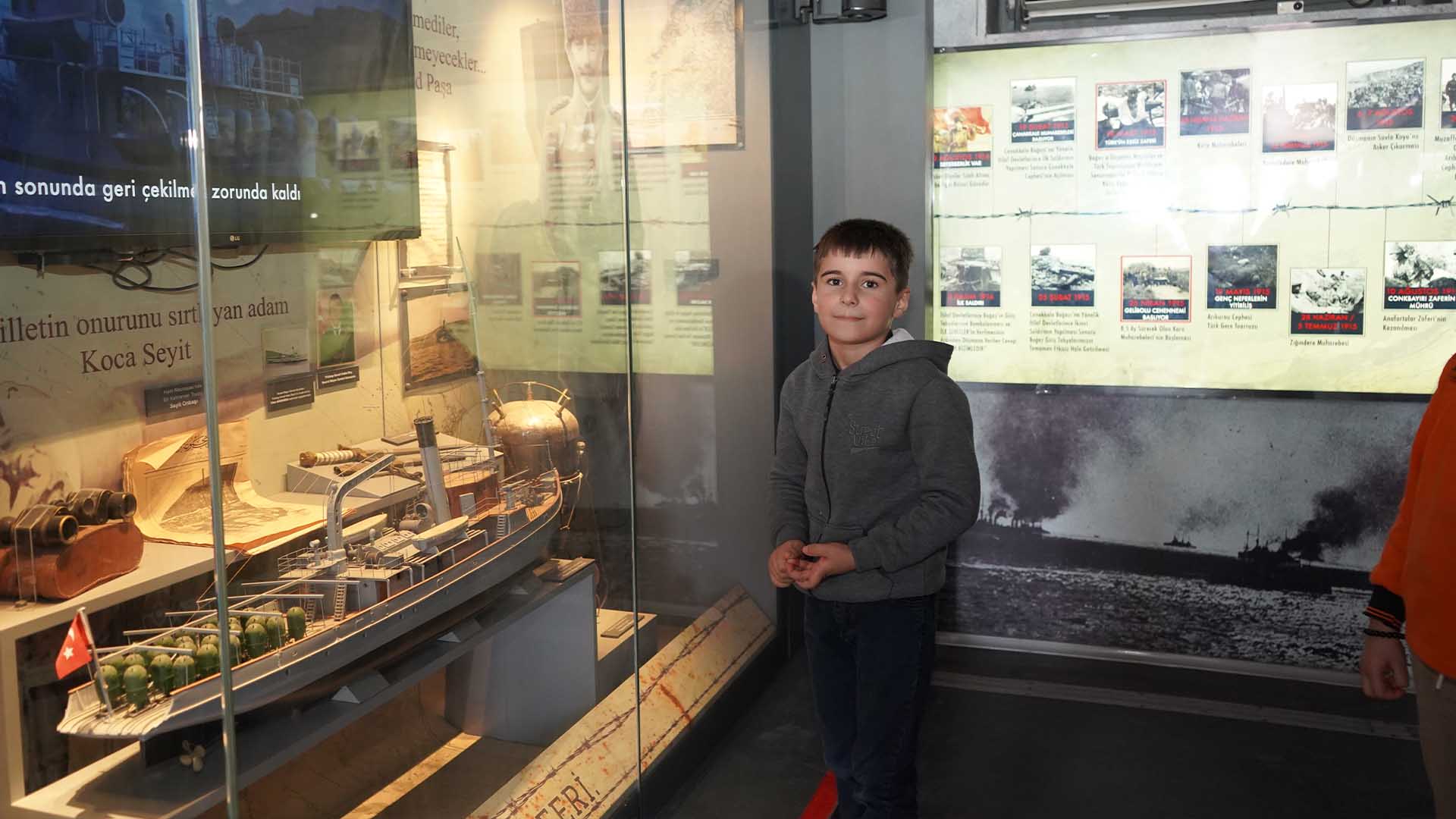 Çanakkale Savaşları Mobil Müzesi’ne Bitlislilerden Yoğun İlgi 1