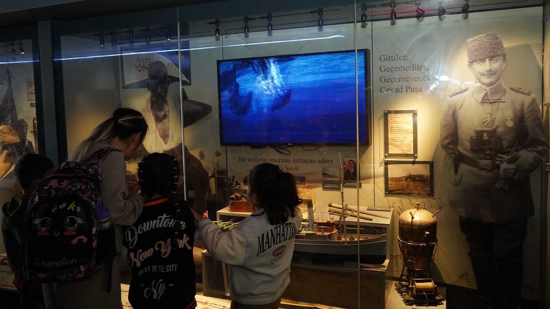 Çanakkale Savaşları Mobil Müzesi’ne Bitlislilerden Yoğun İlgi 9