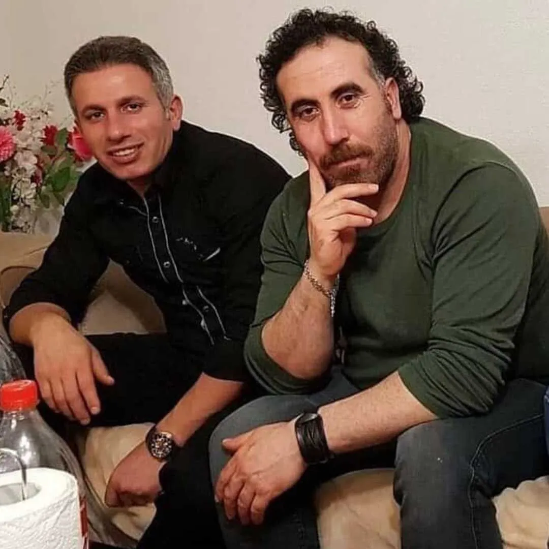 Park Halindeki Tira Carpan Otomobildeki 3 Kardesten 2Si Oldu 1