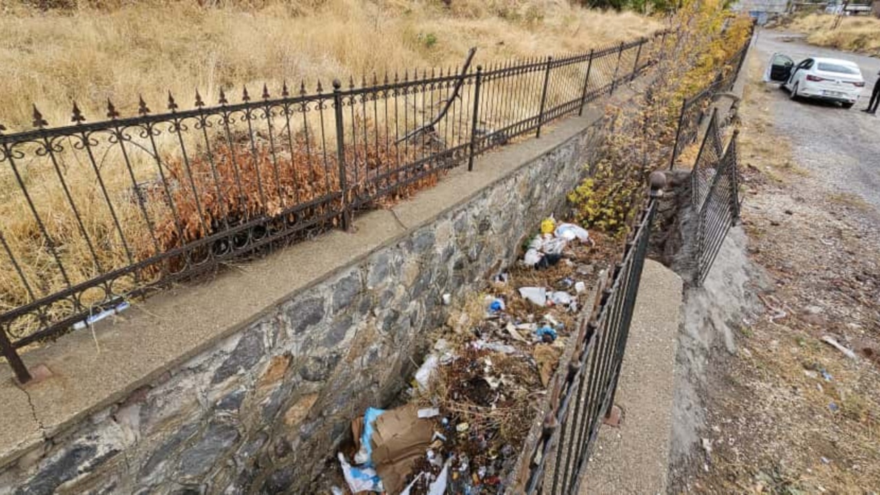 02E56Fde 2842 4Aa5 Aea4 F27146C19C38