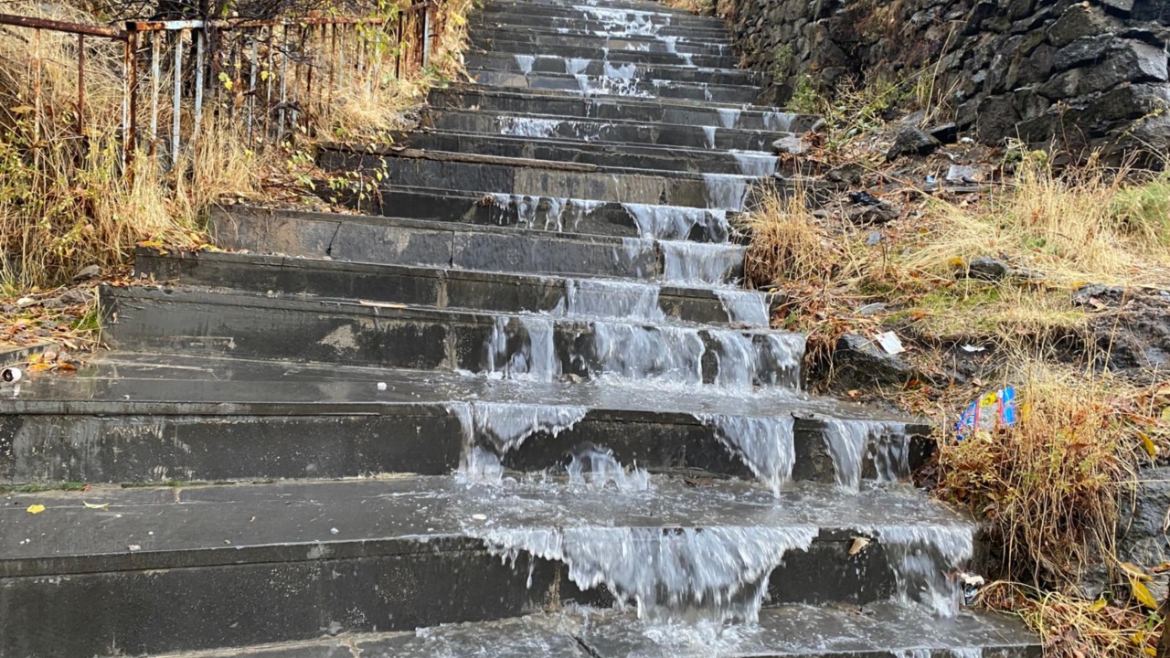 43823B7C 65Be 42B4 B1Bf 4525581Bab49