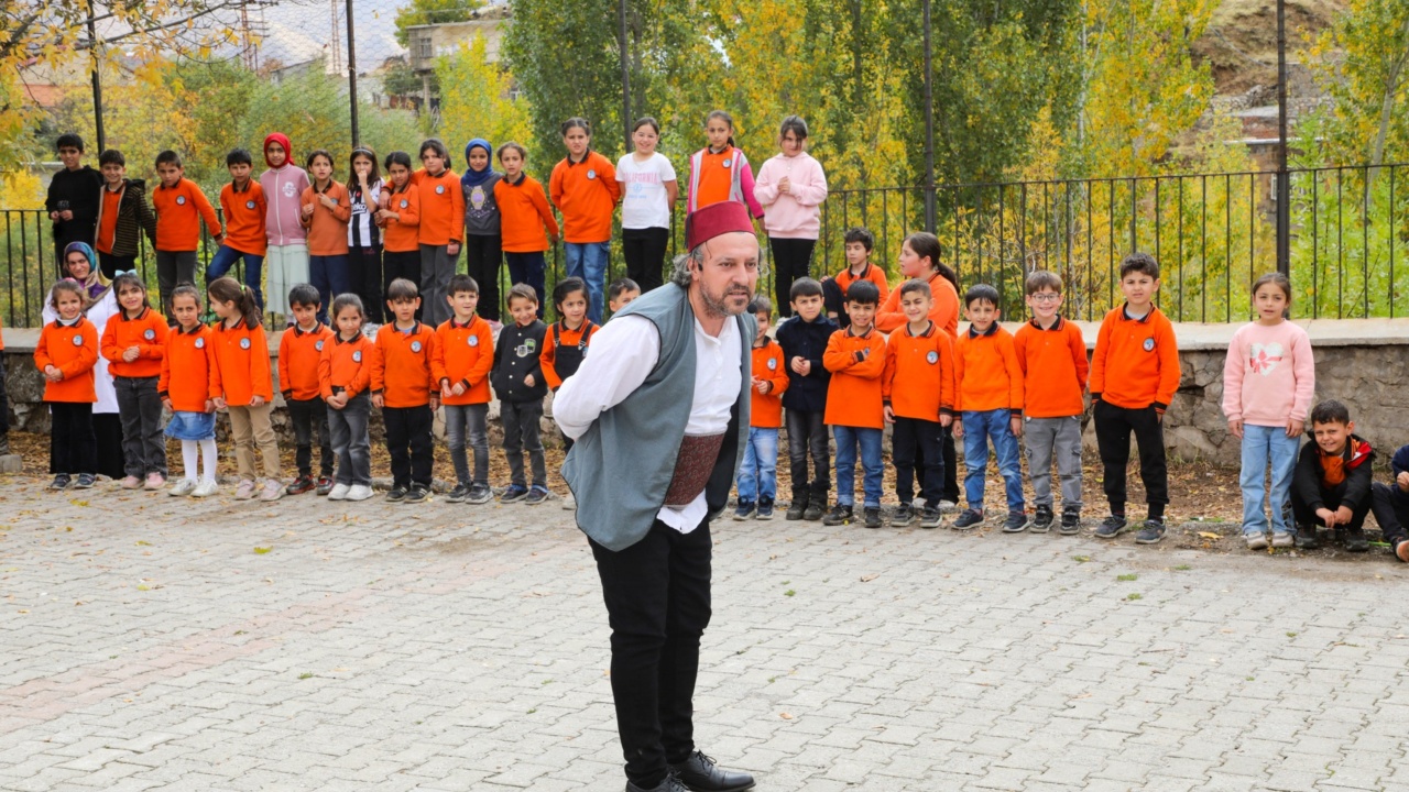 571168984 1220862203407486 2538967108225138292 N