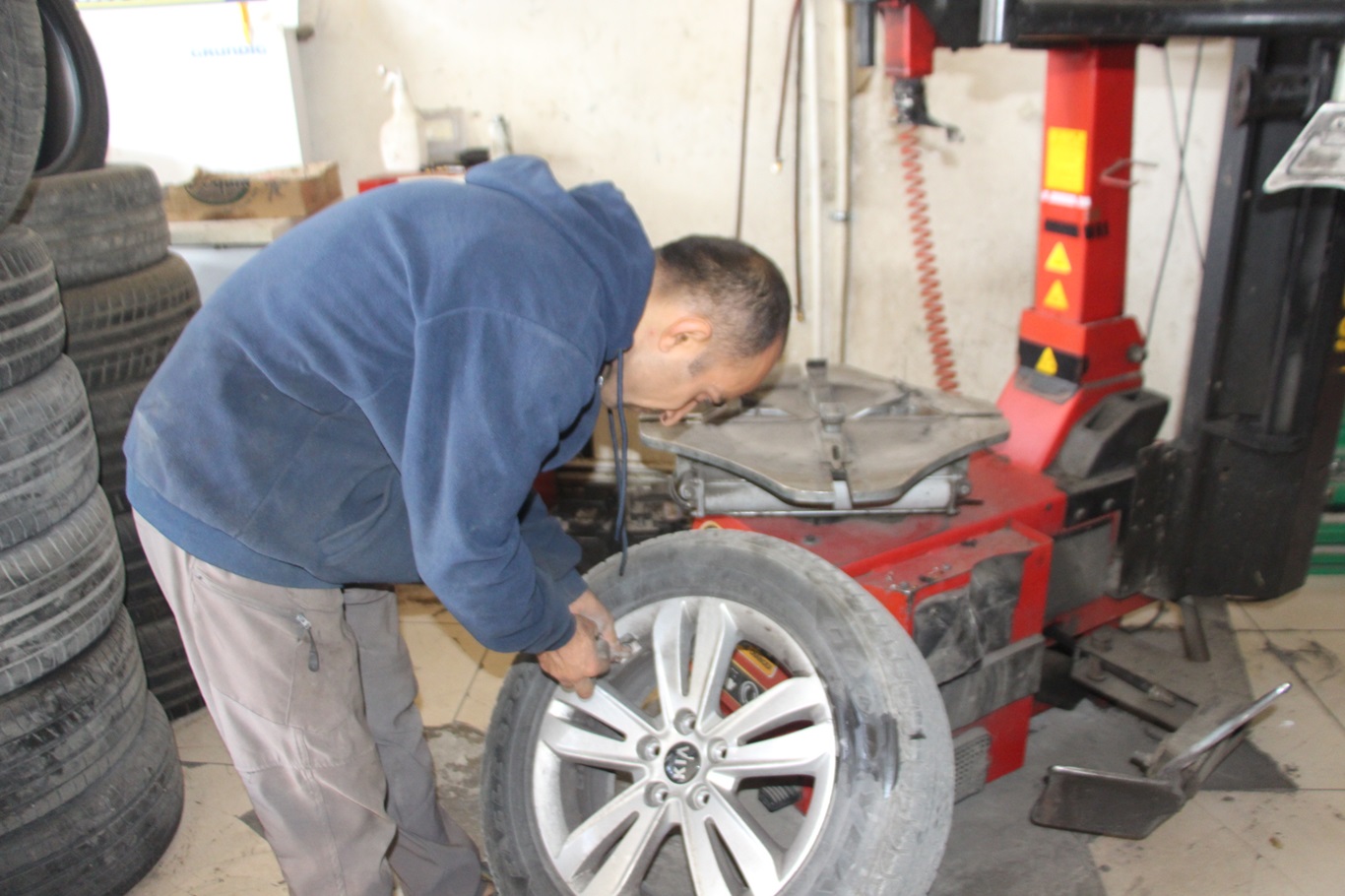 87Bb7000 C12B 420A Abf3 89A4C8573910