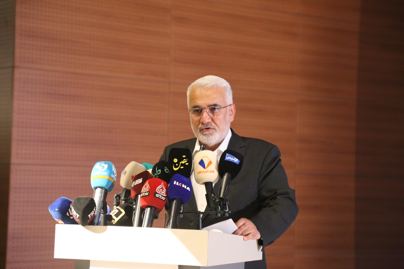 A8370312 Dc91 4220 Bdcc 74Cf7735C63E