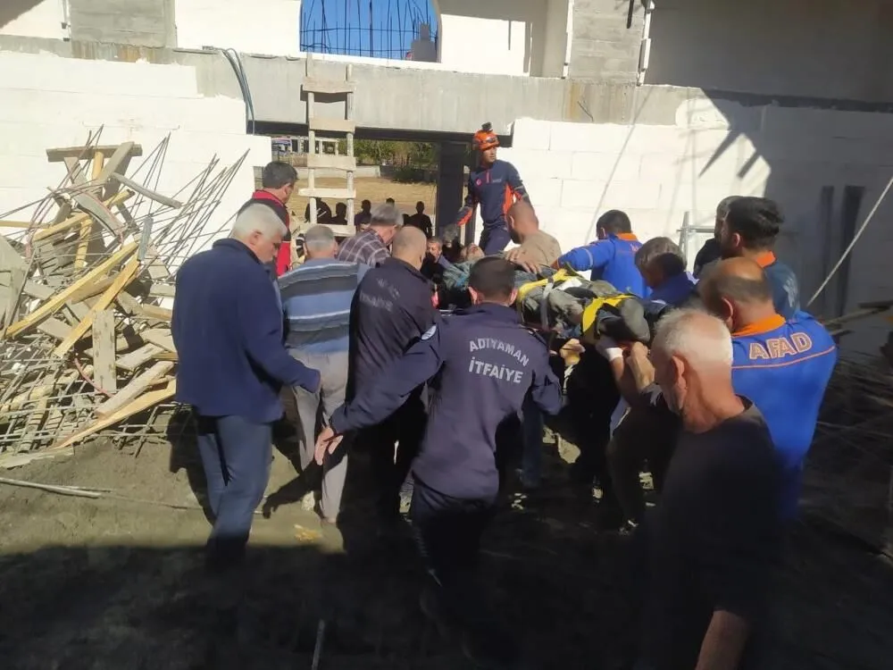 Adiyamanda Yapimi Suren Cami Kubbesi Coktu 5 Yarali 2