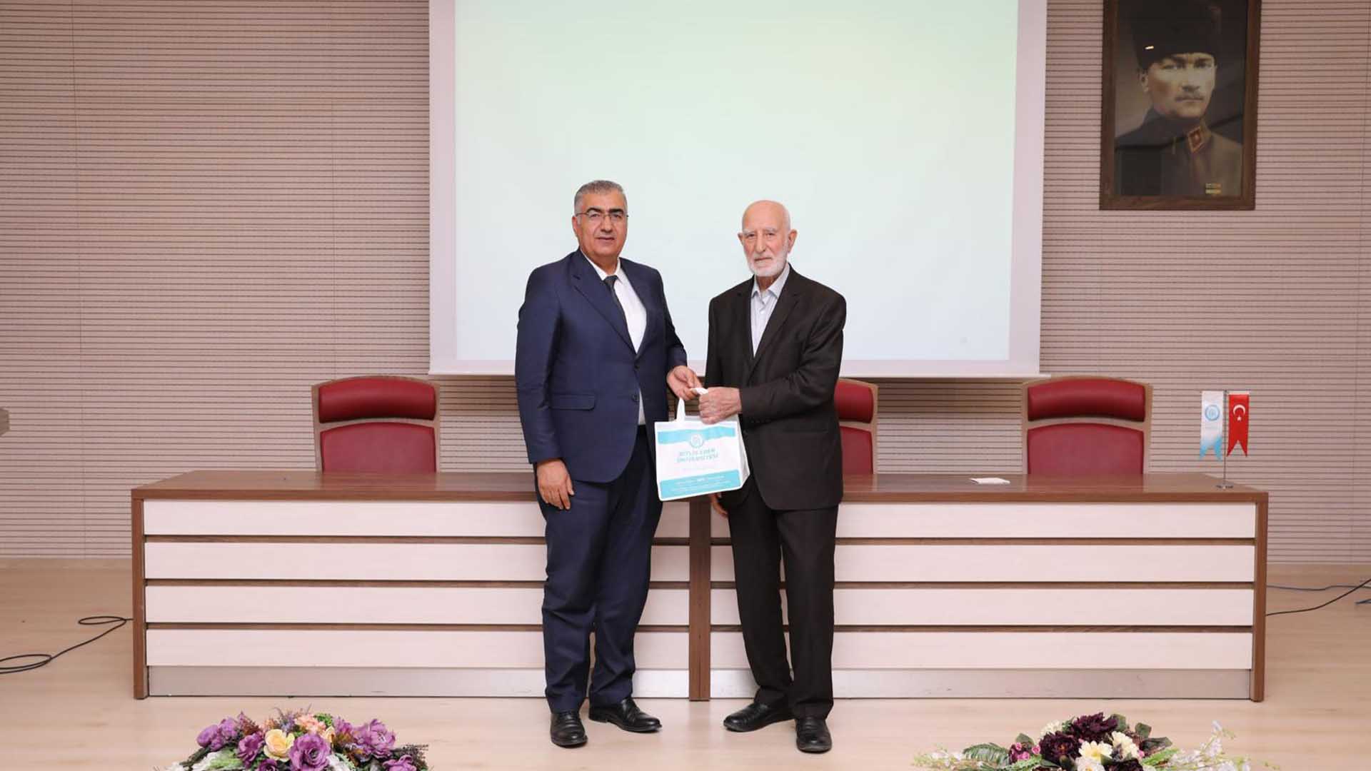 Bitlis Eren Üniversitesi’de “Memleketim Bitlis” Konferansı Yoğun İlgi Gördü 3