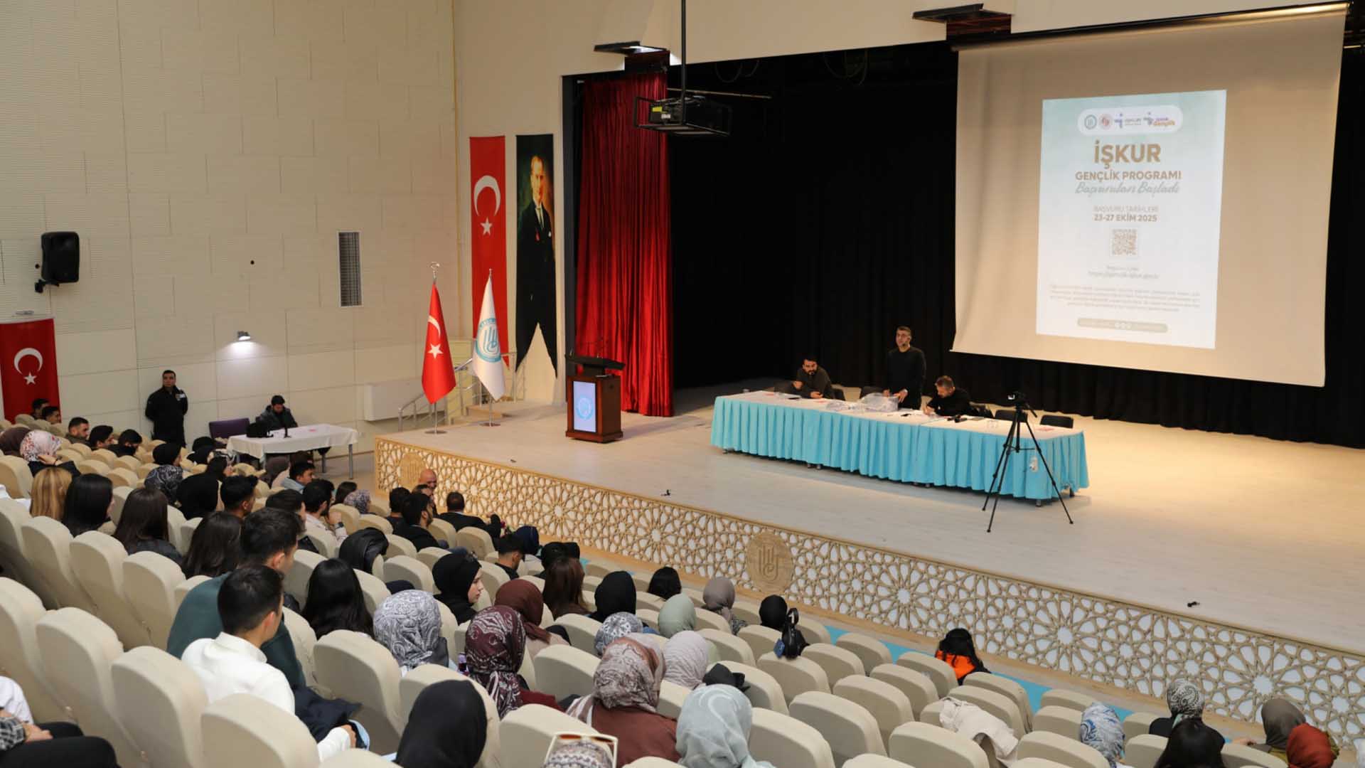 Bitlis Eren Üniversitesi'nde İşkur Gençlik Programı Kura Çekimi Noter Huzurunda Yapıldı 2