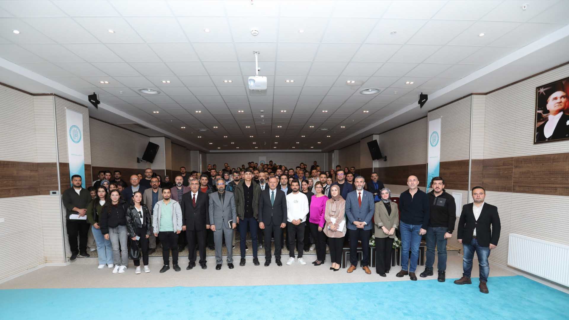 Bitlis Eren Üniversitesi'nde Öğrenci Kulüpleri Yeni Dönem Hedeflerini Tanıttı 1