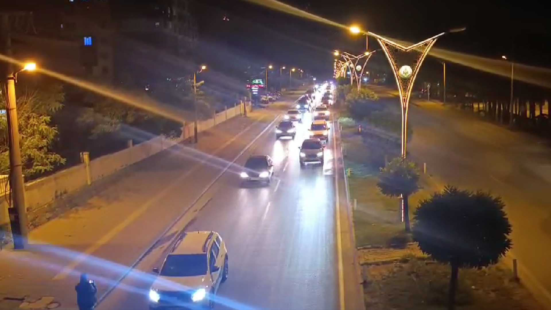 Bitlis Halkı Aktivistlerin Çağrısına Kulak Verip Meydanlara Akın Etti 1