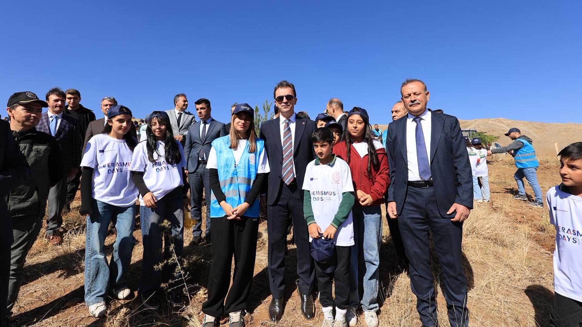 Bitlis’te Erasmus+ Hatıra Ormanı Şenliği 6