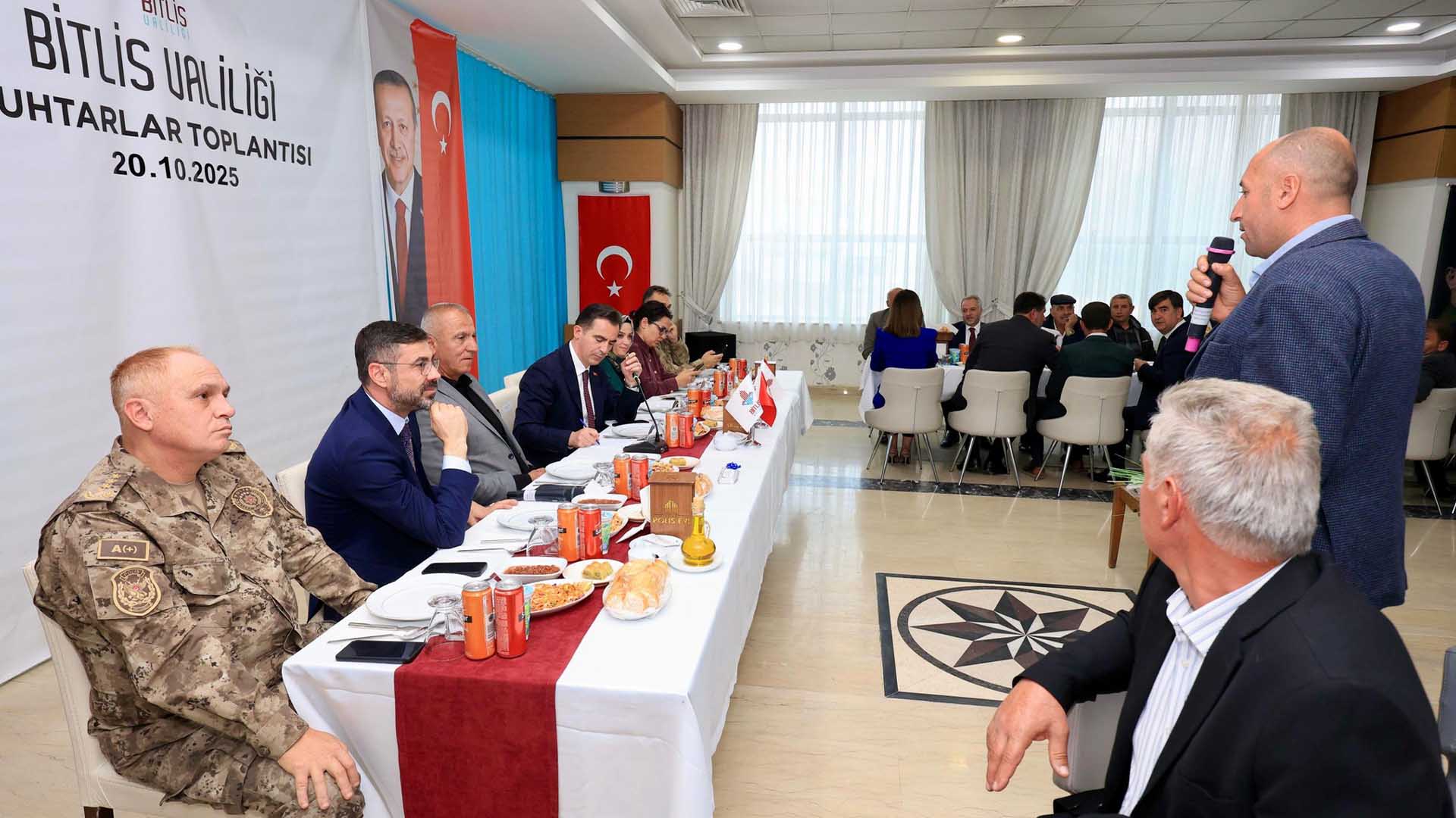 Bitlis’te Muhtarlar Toplantısı Gerçekleştirildi