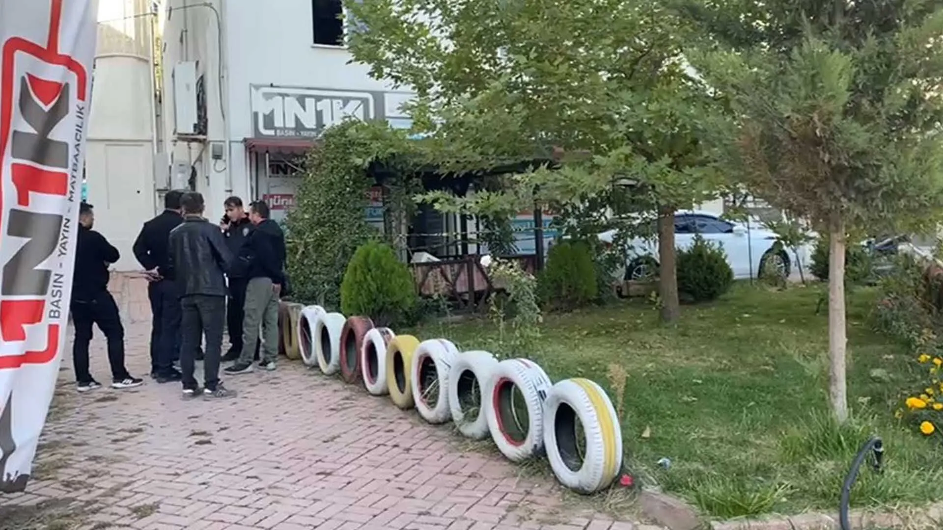 Gazeteci Pompali Tufekli Saldirida Yaralandi 2