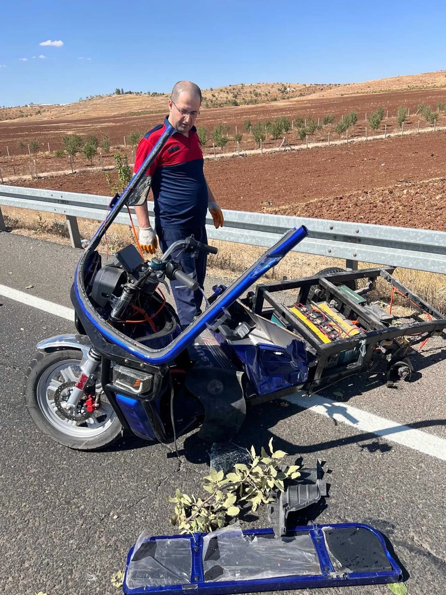 Mardinde Otomobil Ile Motosiklet Carpisti 1 Olu 4 Yarali 1