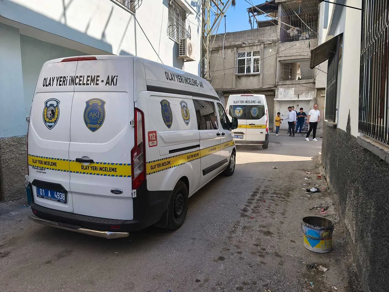 Sokakta Tartistigi Husumetlilerine Tabancayla Ates Acti 1 Olu 3 Yarali 2