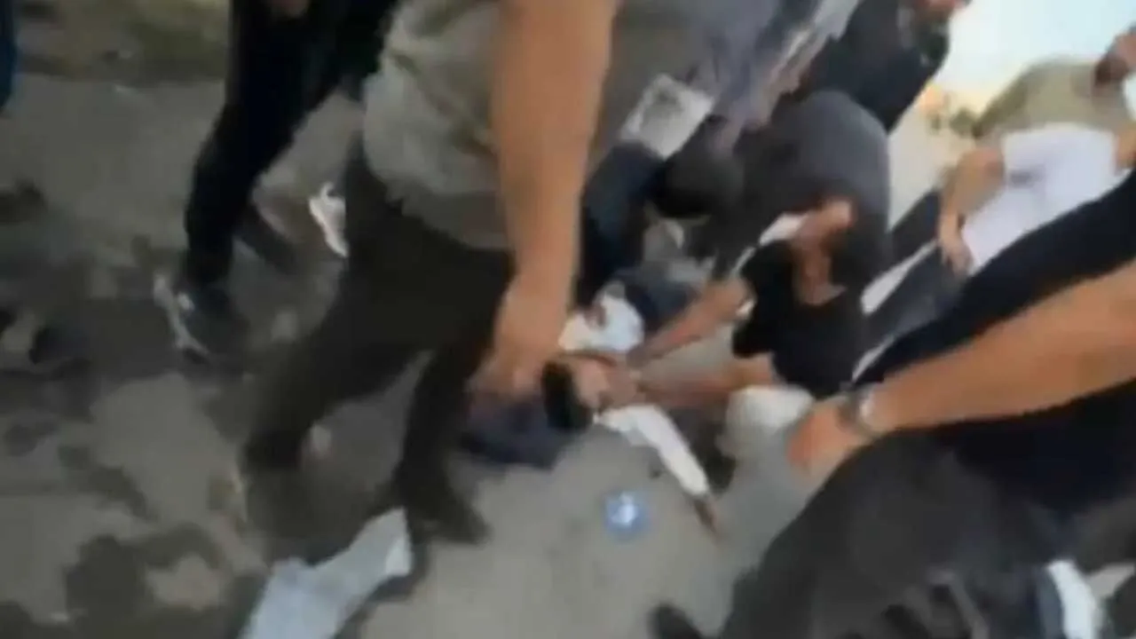 Trafik Kazasinda Agir Yaralanan Genc Kurtarilamadi 4