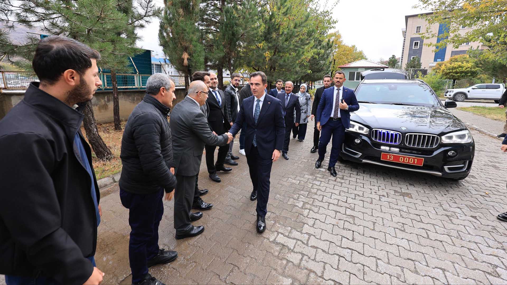 Vali Karakaya, Dsi̇ Bitlis Şube Müdürlüğünü Ziyaret Etti 2