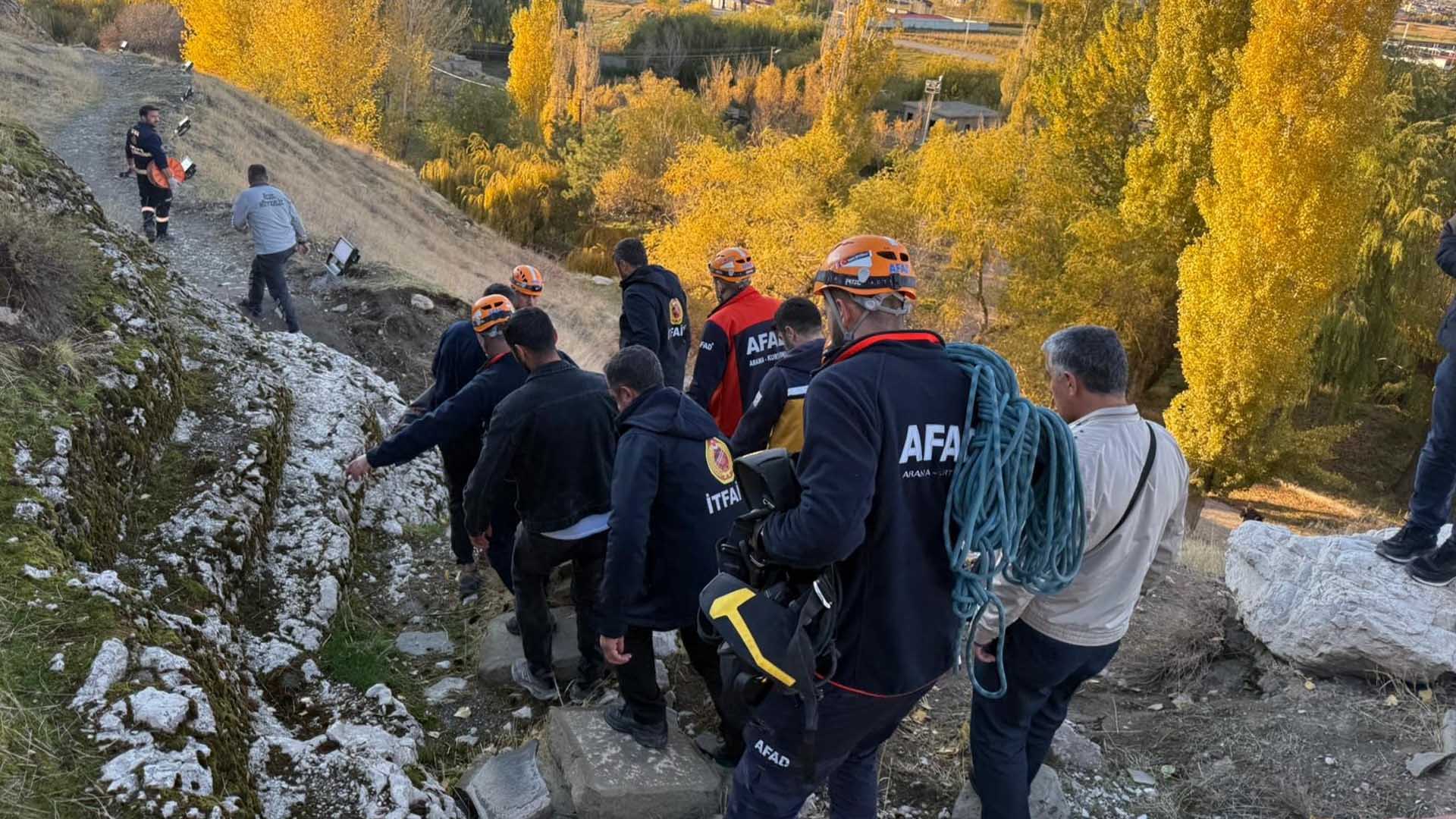 Van Kalesi’nden Düşen Kişi Ağır Yaralandı