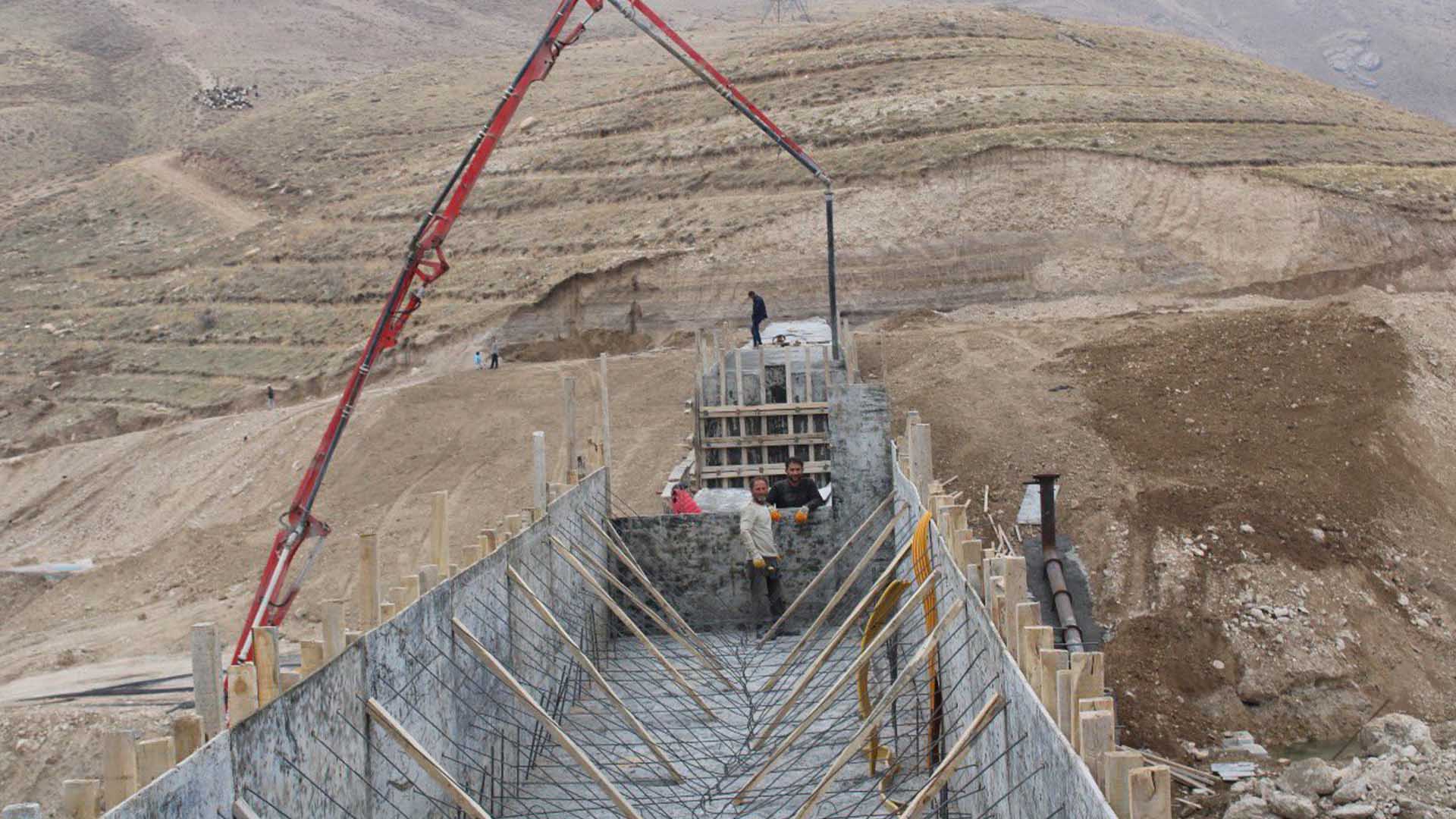 Ak Parti Bitlis Teşkilatı, Adilcevaz Barajı’nı Inceledi