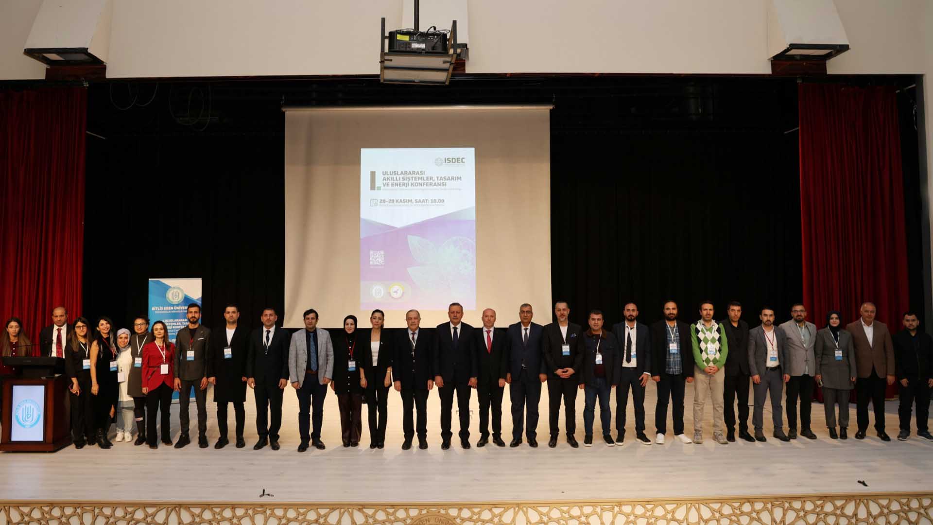 Bitlis Eren Üniversitesi’nde I. Uluslararası Akıllı Sistemler, Tasarım Ve Enerji Konferansı Başladı 1