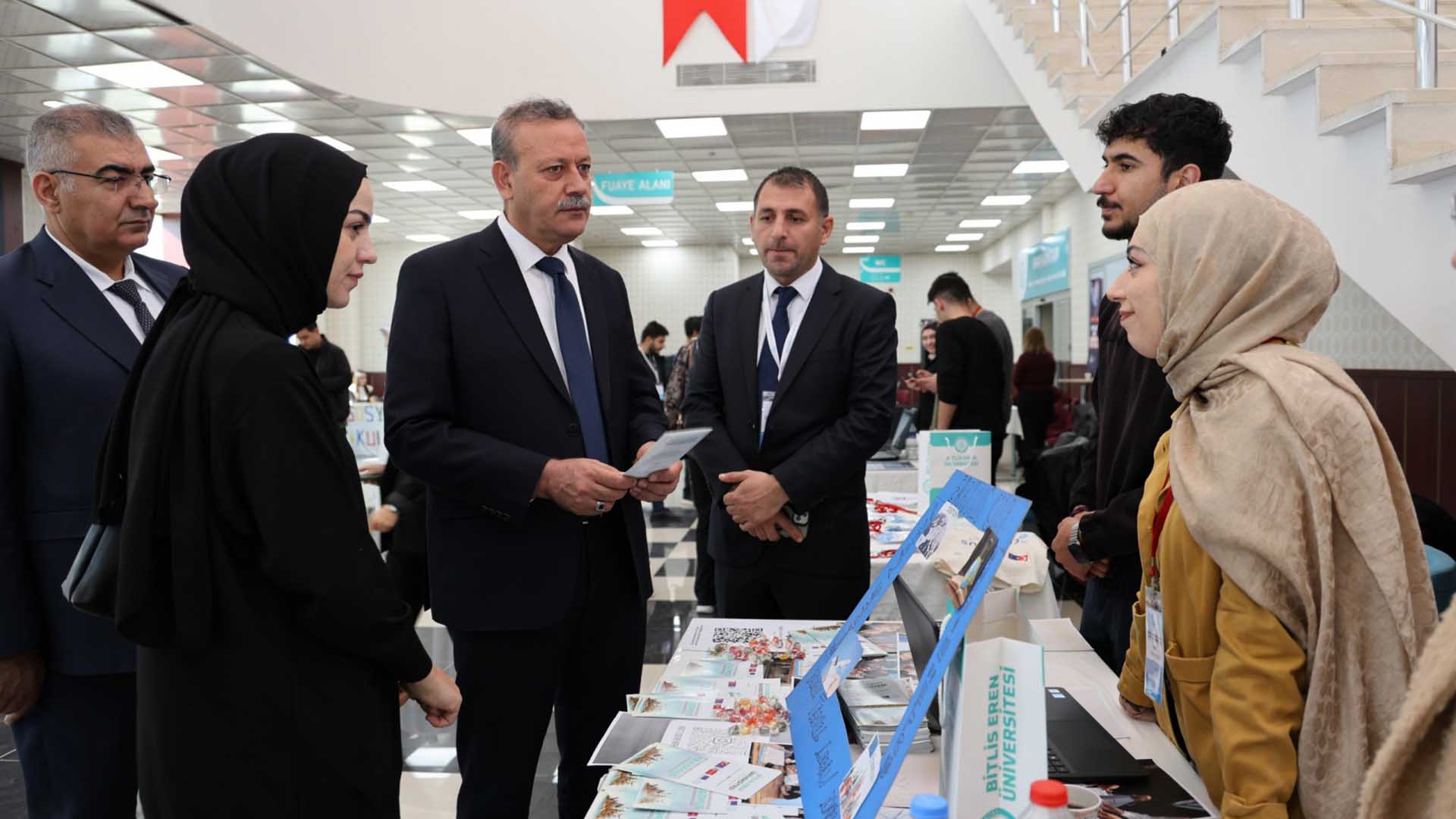 Bitlis Eren Üniversitesi’nde I. Uluslararası Akıllı Sistemler, Tasarım Ve Enerji Konferansı Başladı 9