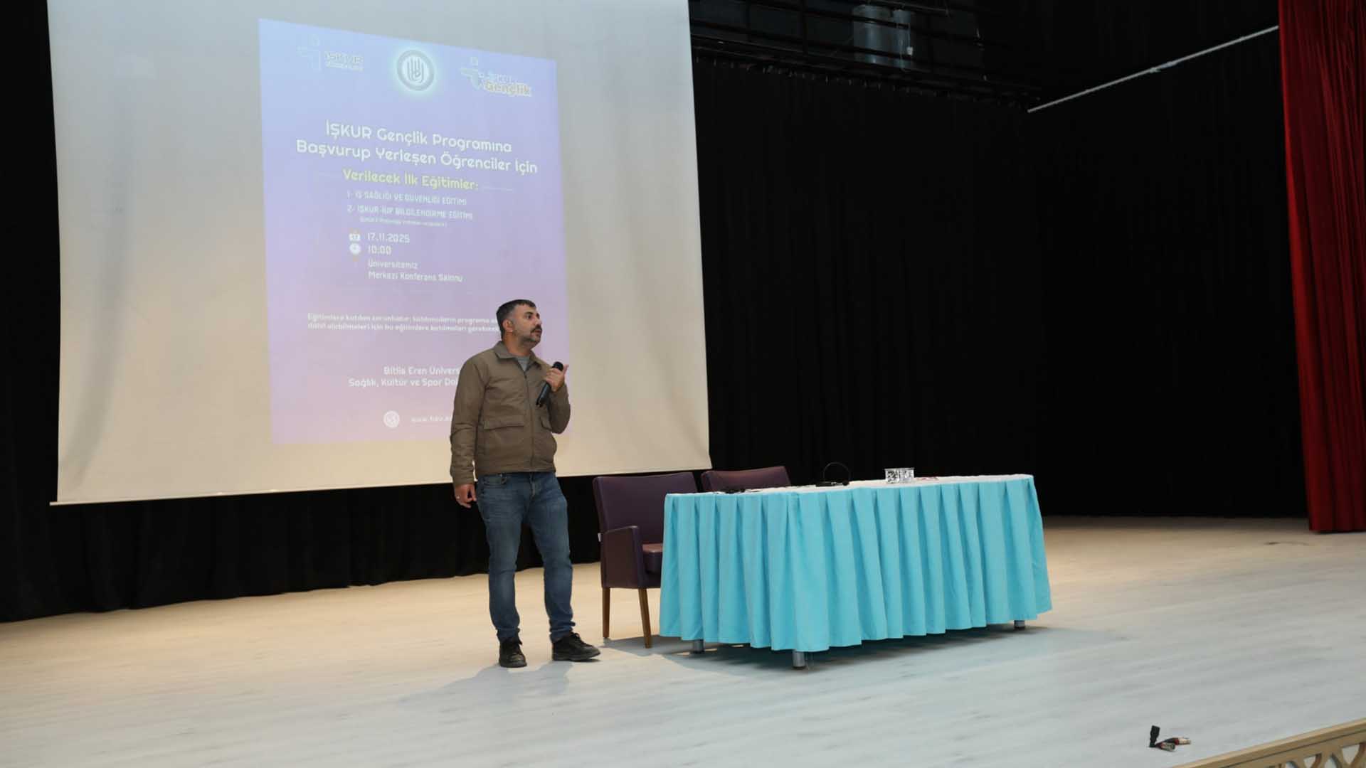 Bitlis Eren Üniversitesi’nde İşkur Gençlik Programı İçin Bilgilendirme Toplantısı
