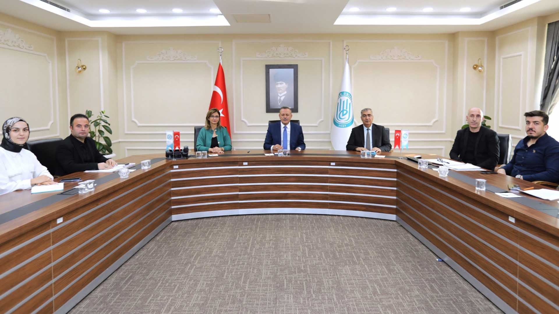 Bitlis Eren Üniversitesi’nde Öğrenci Senatosu Toplantısı Yapıldı 2