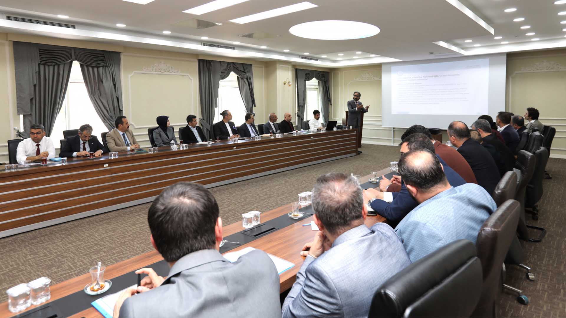 Bitlis Eren Üniversitesi’nde Yökak Kurumsal Akreditasyon Değerlendirmesi Başladı 1