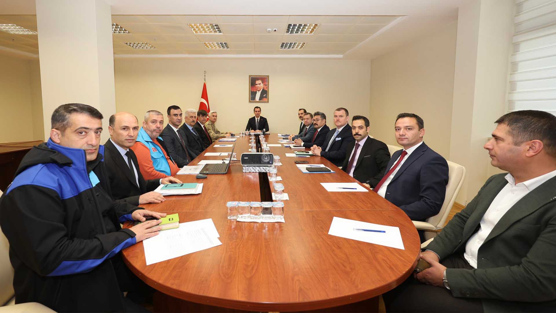 Bitlis’te Köylerde Karla Mücadele Toplantısı