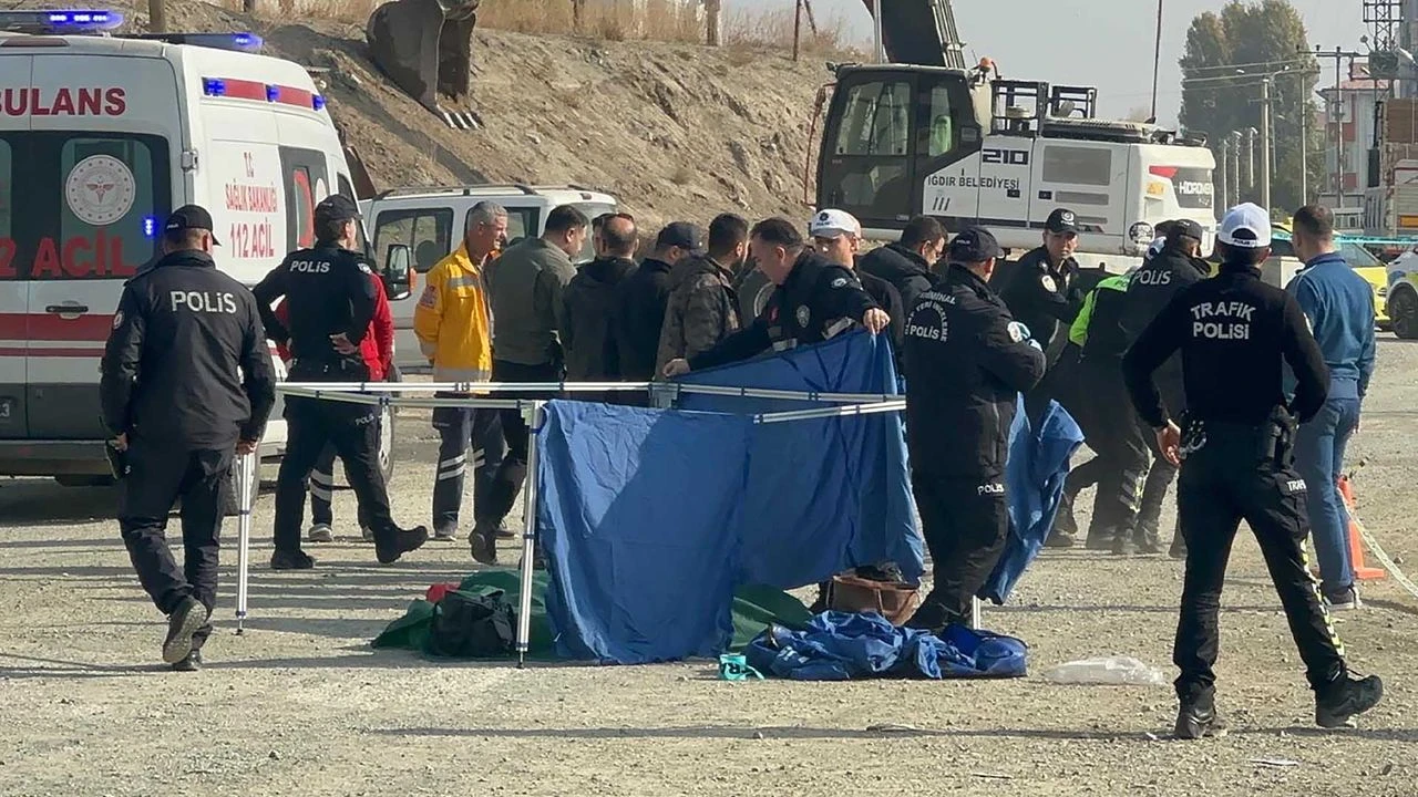 Cop Kamyonunun Carptigi 5 Cocuk Annesi Yasamini Yitirdi