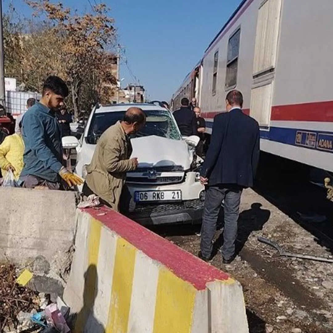 Diyarbakirda Ayni Gunde Ayni Yerde Iki Tren Kazasi 12