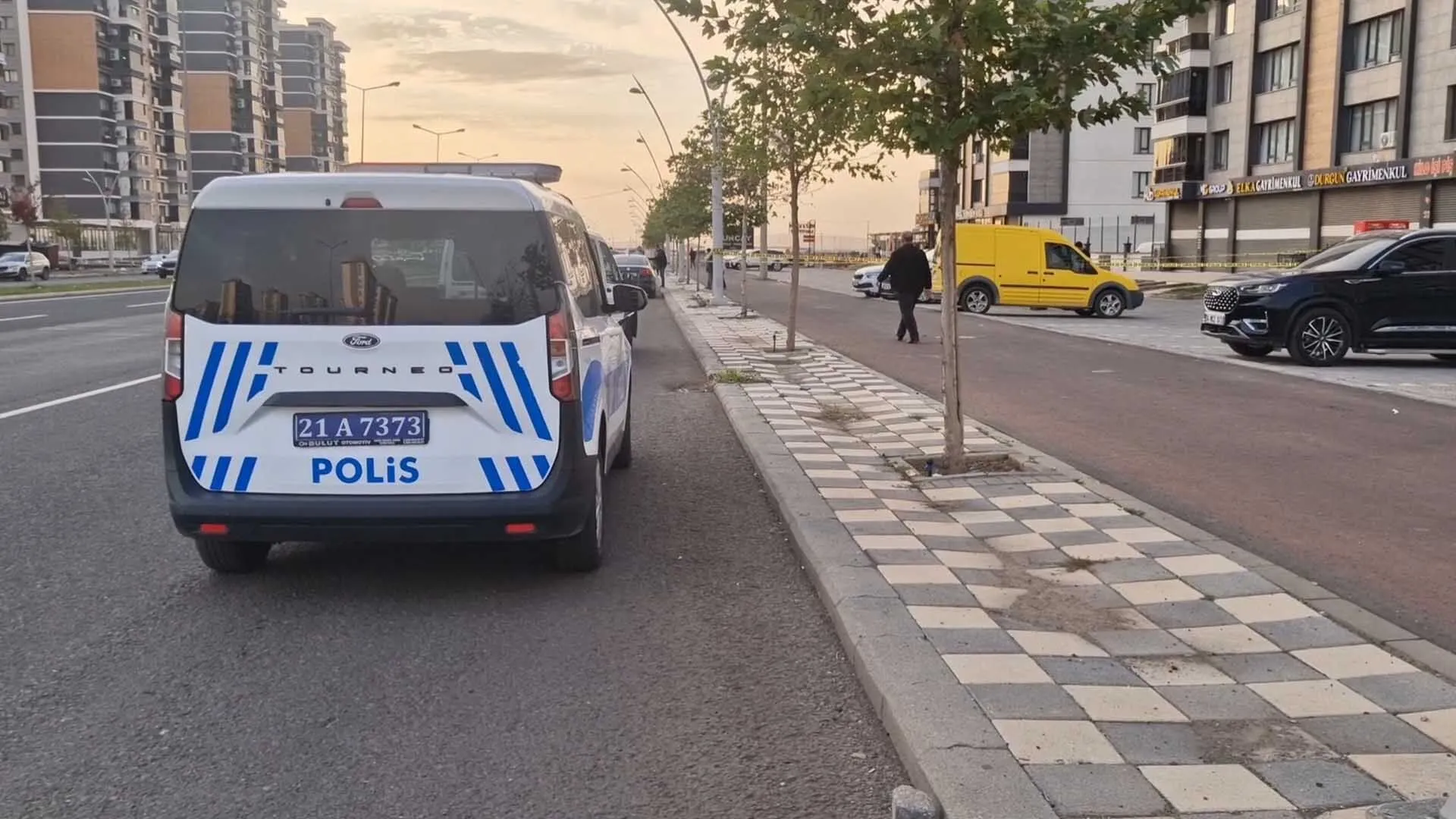 Diyarbakirda Silahli Catisma 2 Olu 2 Yarali 1