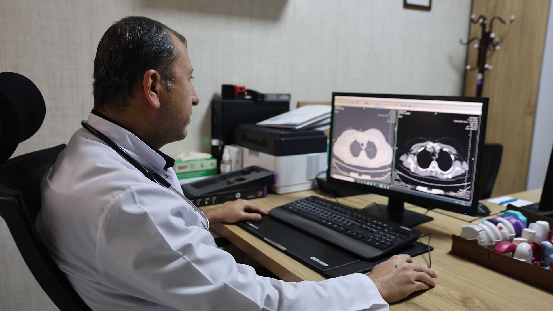 Doç. Dr. Erden, “Her Yıl 2,5 Milyon Kişiye Akciğer Kanseri Teşhisi Konuluyor”