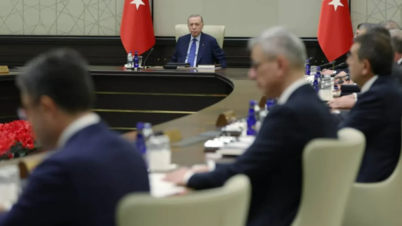 Kabine Toplaniyor Masada Neler Var 7Ff88E3E-1