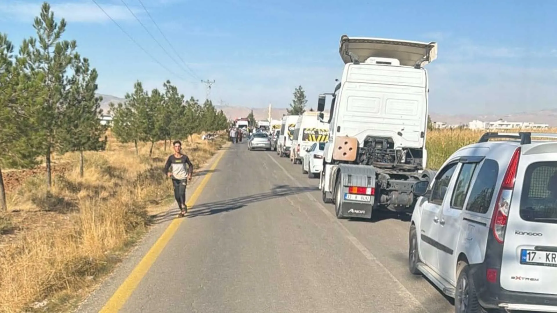 Mardinde Otomobiller Carpisti 1I Agir 6 Yarali 1