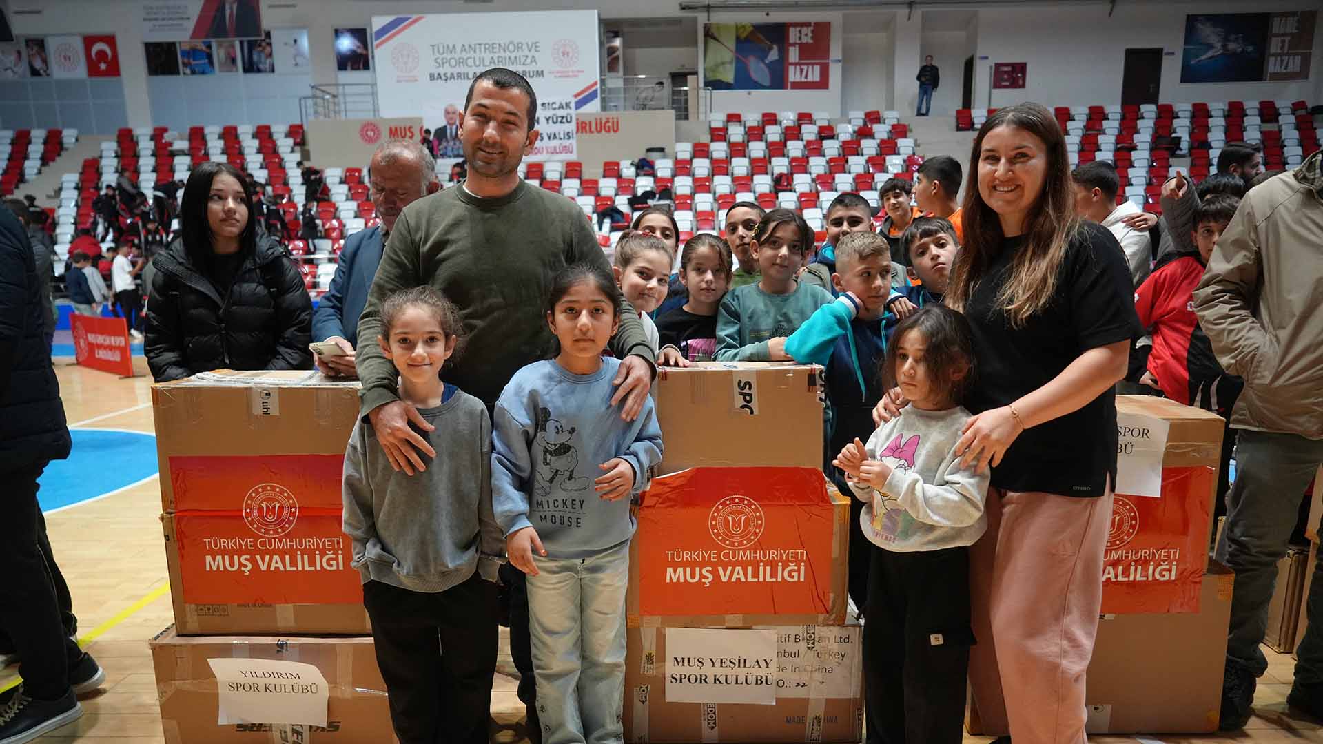 Muş’taki 35 Amatör Spor Kulübüne 2 Milyon Tl’lik Malzeme Desteği 1