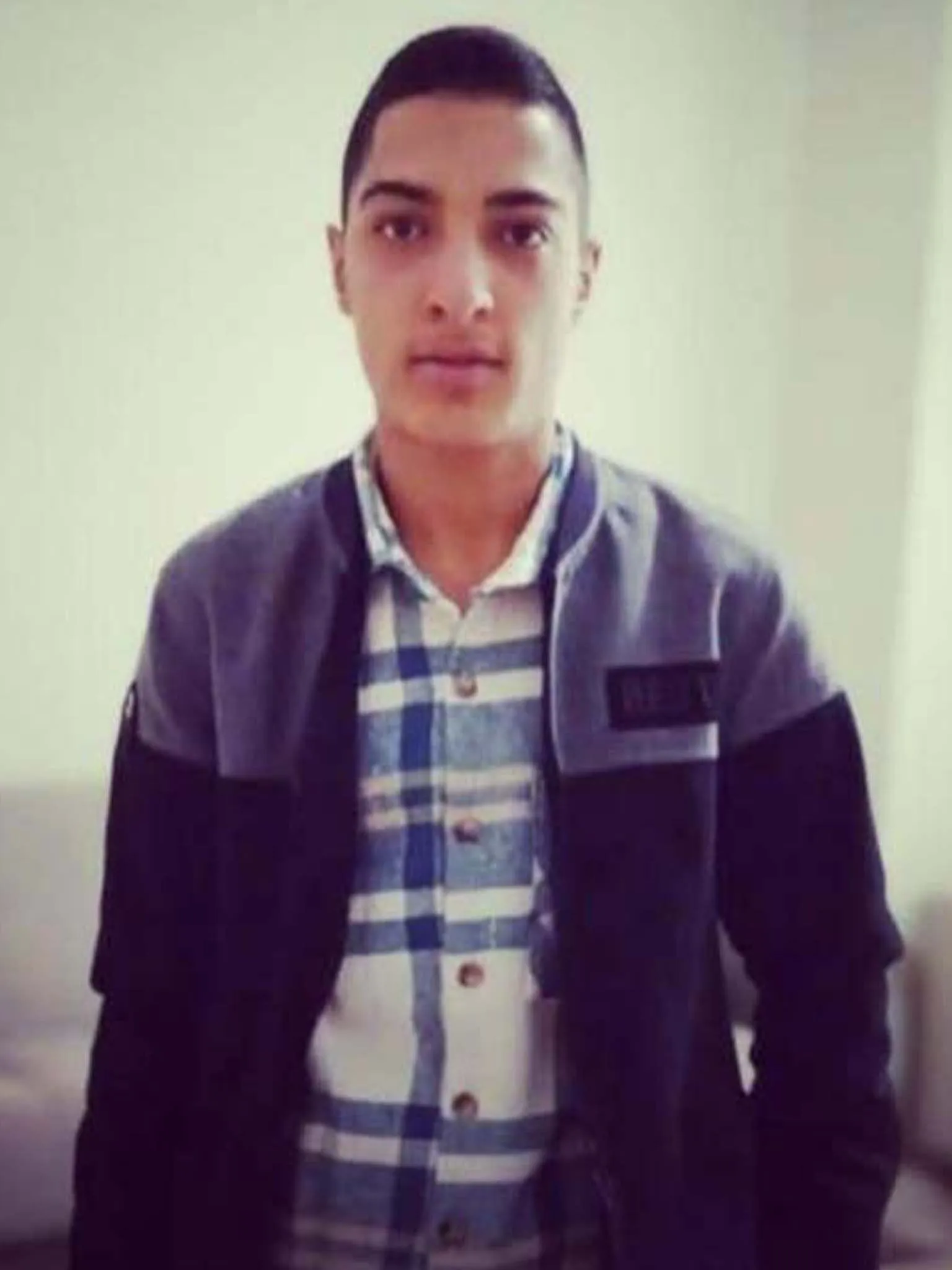 Otomobil Baraj Golune Yuvarlandi 2 Kisi Oldu 1 Kisi Araniyor 4